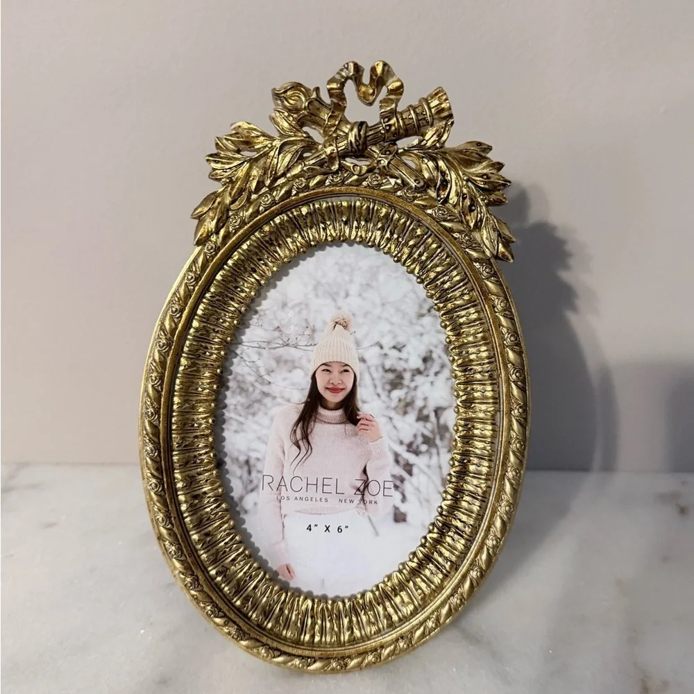 Rachel Zoe Gold Ornate Picture Frame antique style for 4x6” photo